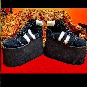 Vintage platform N.Y.L.A sneakers